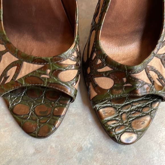 Carlos by Carlos Santana pumps (sz 8 1/2) - Picture 7 of 14